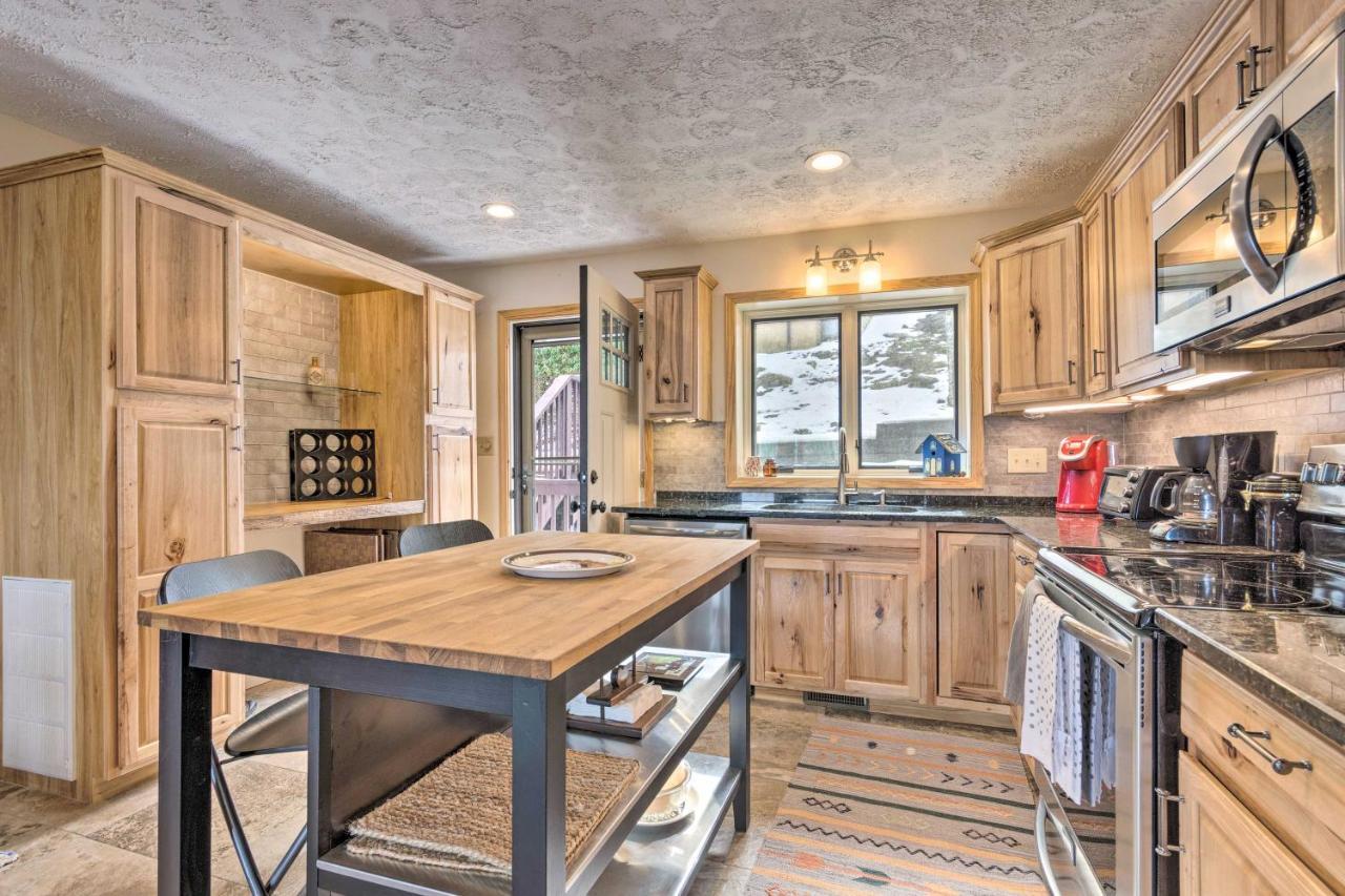 Beech Mountain Retreat With Pool Access Near Slopes! Villa Buitenkant foto